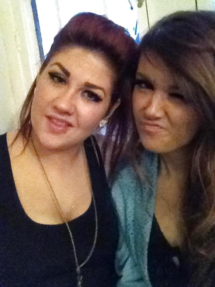 25P Hot babes 26