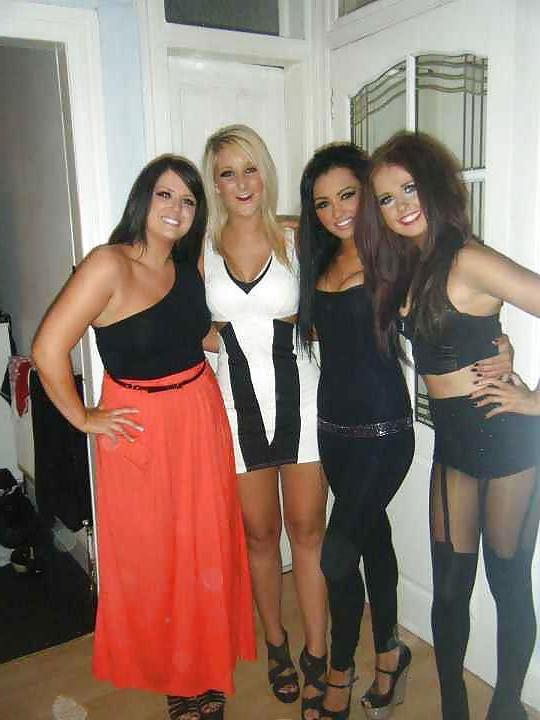 25P Hot babes 26