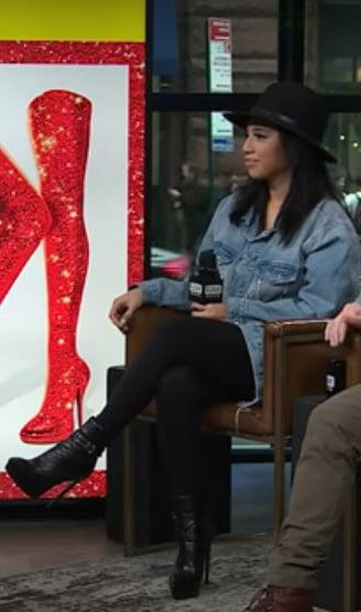 25P Women in Boots