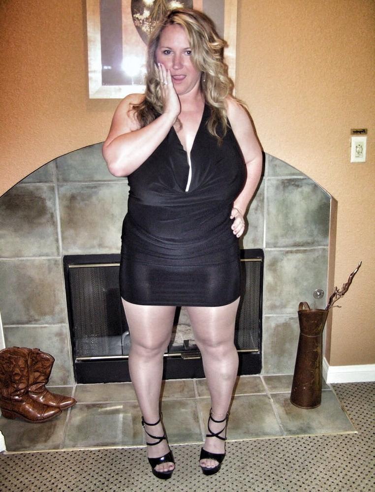 15P sexy blonde bbw wife in pantyhose