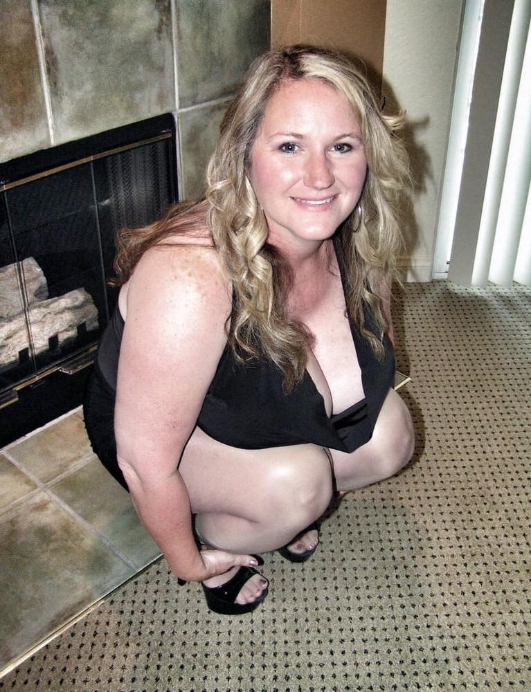 15P sexy blonde bbw wife in pantyhose