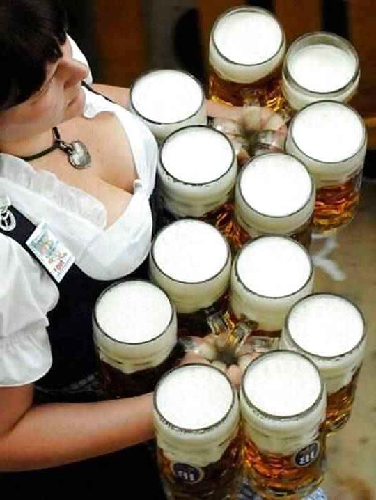 12P Boobs & Beer 