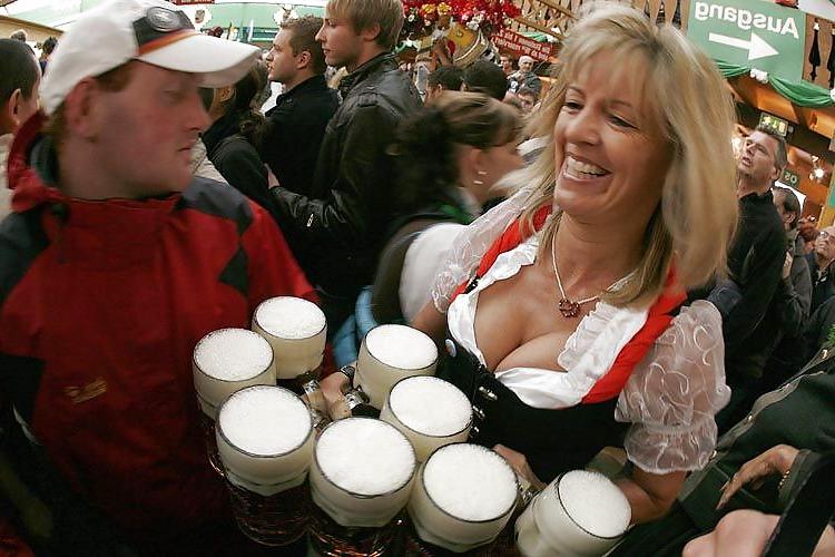 12P Boobs & Beer 