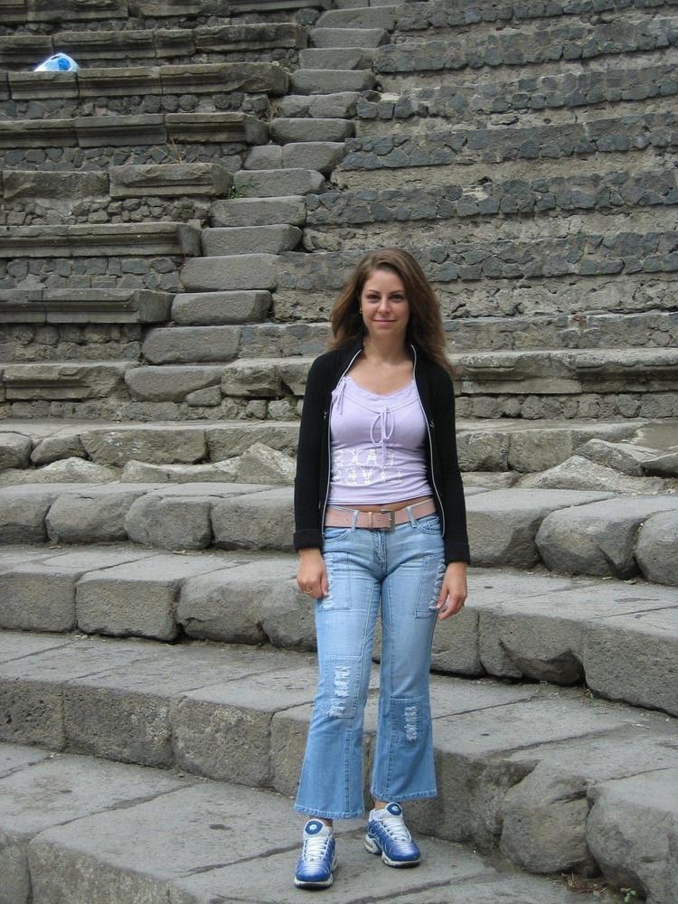 25P French wife on holiday