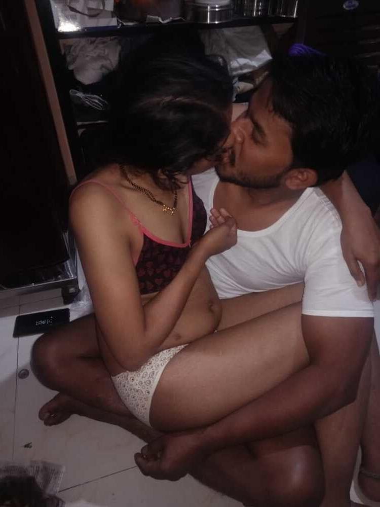 25P My wife Ankita threesome sex enjoy