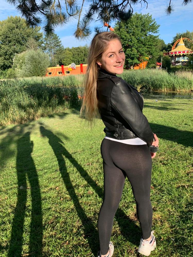 25P Dutch Milena with big ass