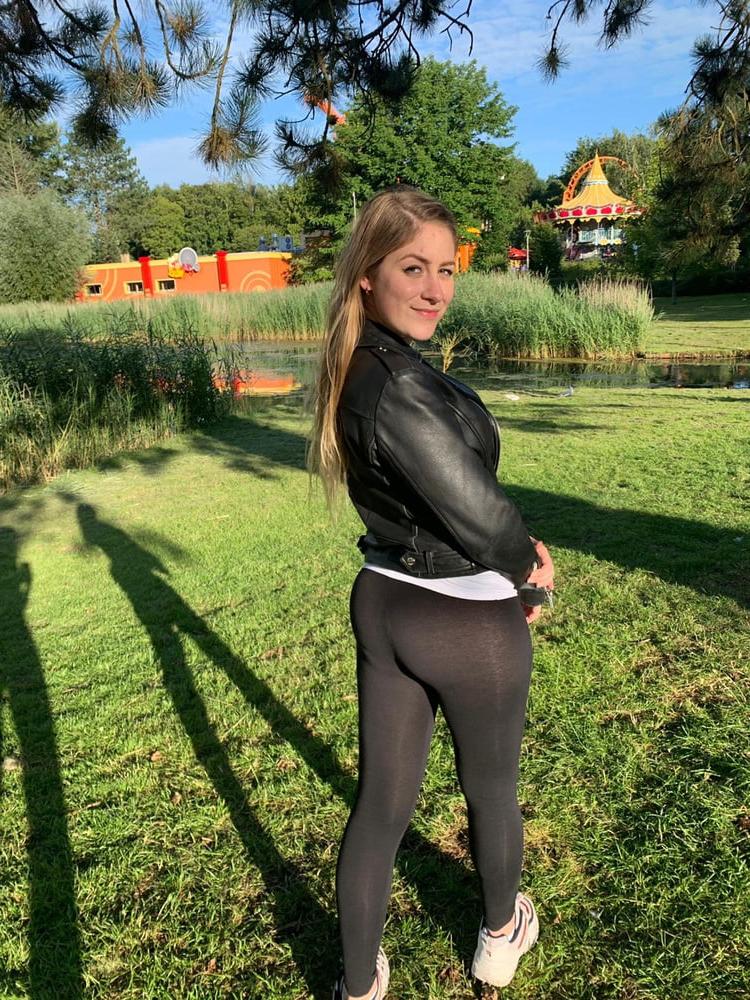 25P Dutch Milena with big ass