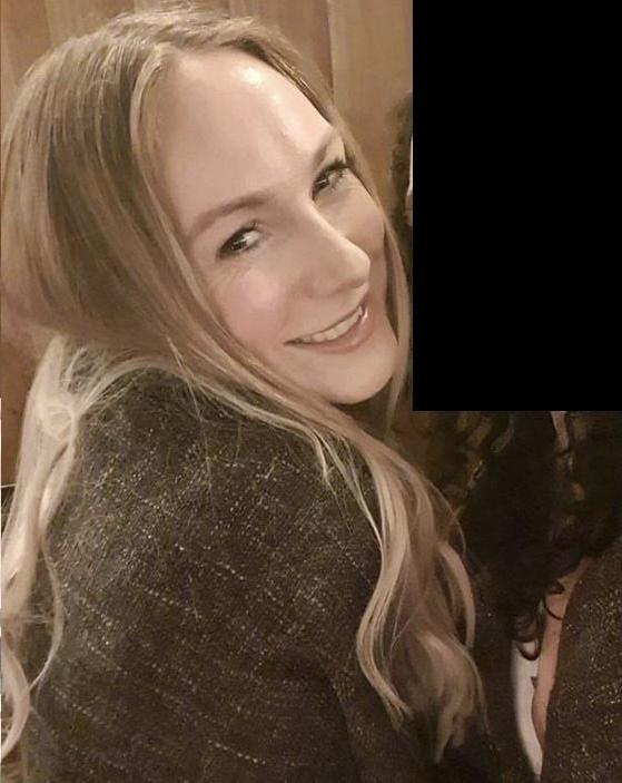 5P A friend's wife - would you bone her?