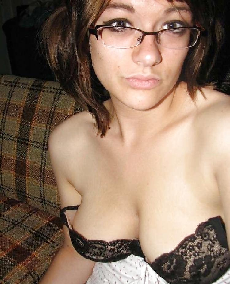 22P Beautiful Teen with nice Tits