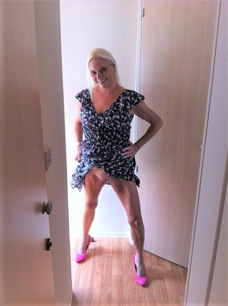25P Bareback Prostitute Married Whore BristolKate From Bristol