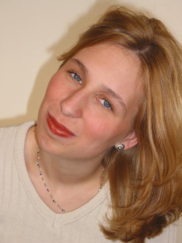 25P Amateur Hungarian blond angel