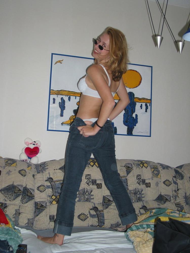25P Amateur Hungarian blond angel