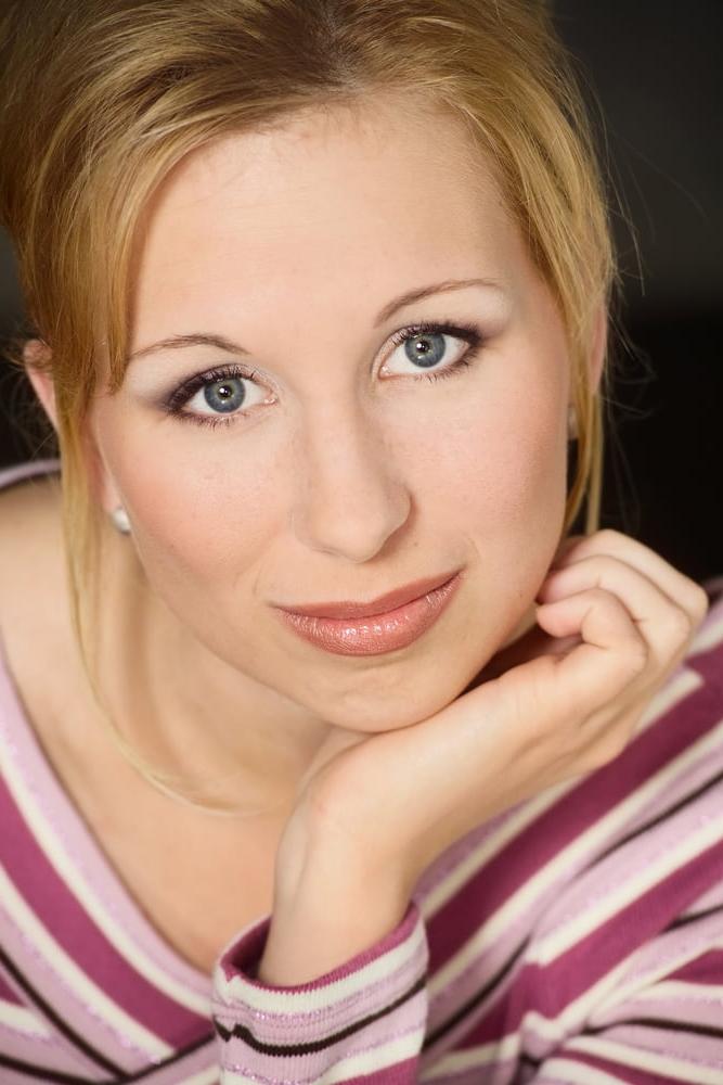 25P Amateur Hungarian blond angel