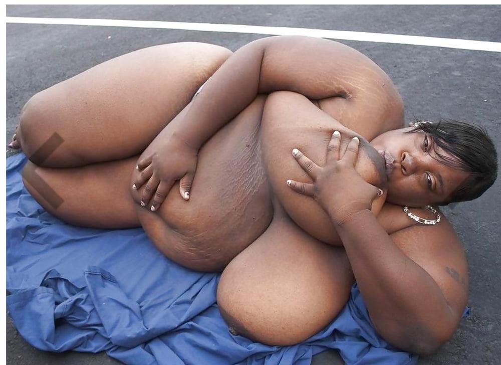 25P Black bbw 14