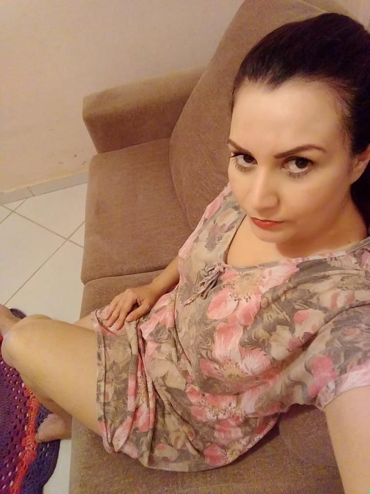 25P Arab wife 4