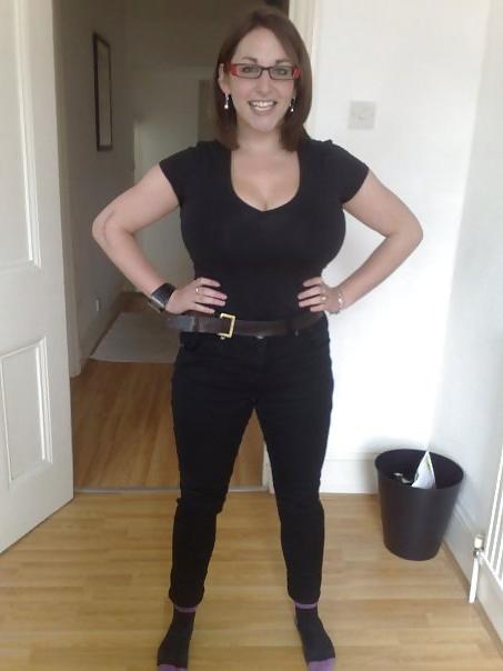 25P Big boobs!