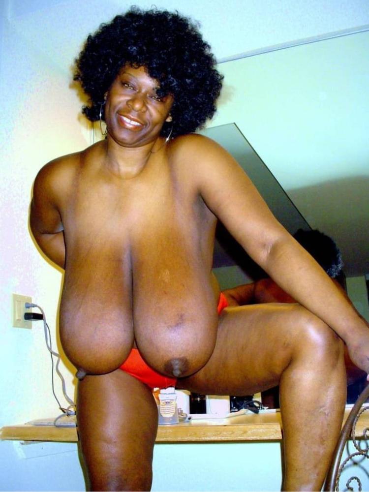 25P Black bbw 17
