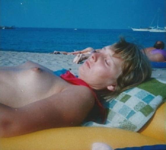 25P I Will Show Your Wife 042