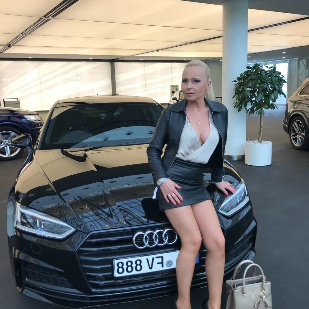 25P Hot german anal slut in leather sexy outfits and high heels