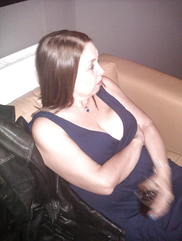 25P Sue a well used wife