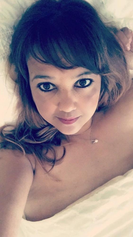 22P NYC Wife