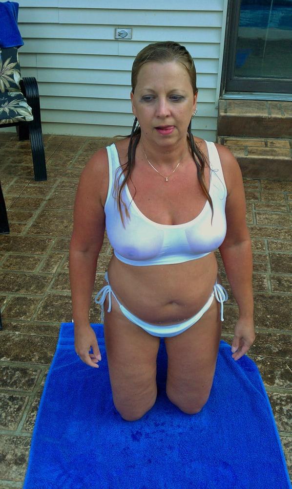 25P 7. Betsy, Illinois wife