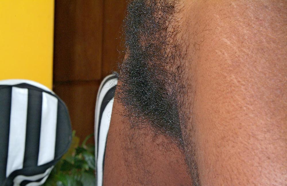 19P Hairy Ebony porn