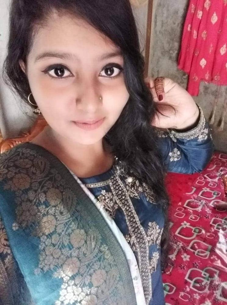 25P Indian girl mix nude photos