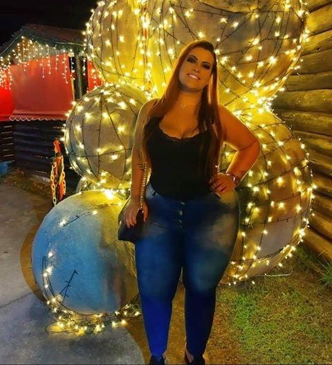 22P Pawg big ass