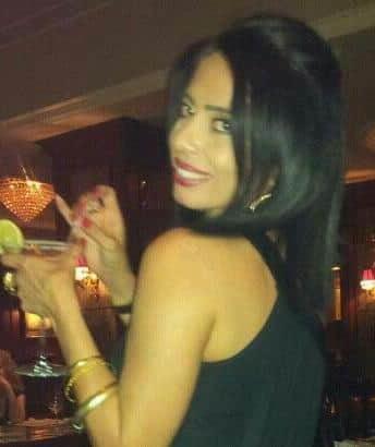 25P Arab wife 1