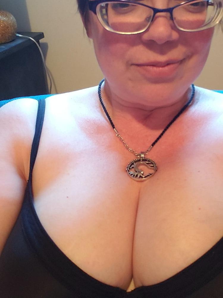 25P 42yo American Slut Wife Courtney for Exposure and Repost