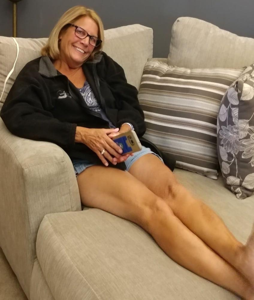 25P Hot wife