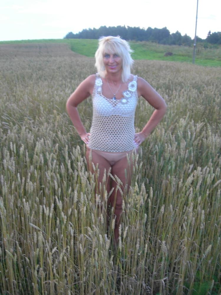 11P My wife 15