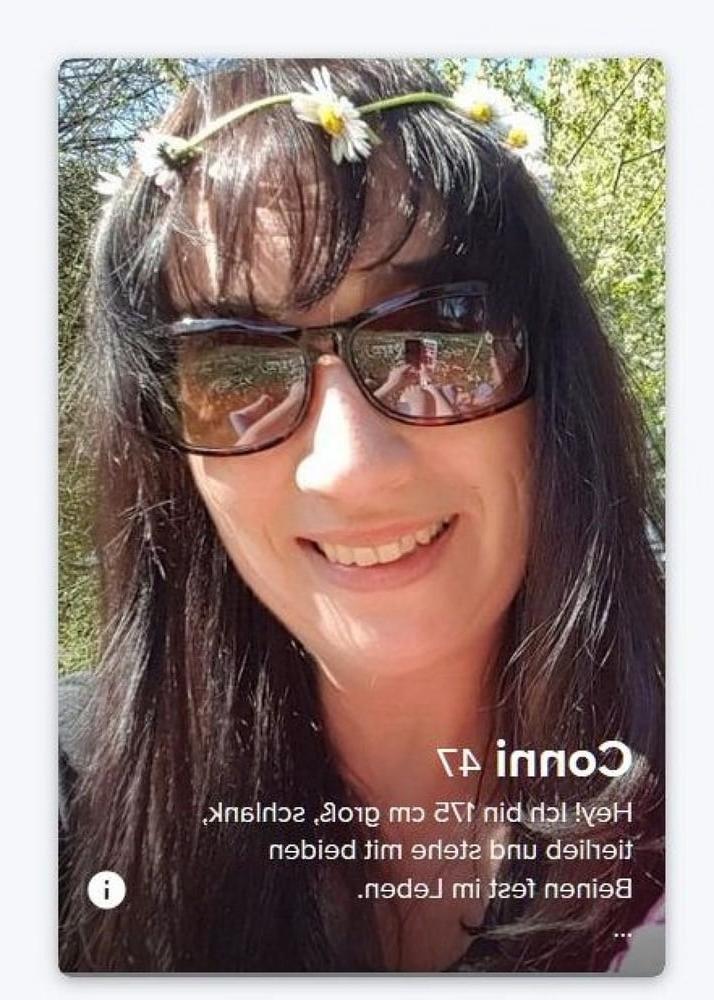 24P German Tinder Women