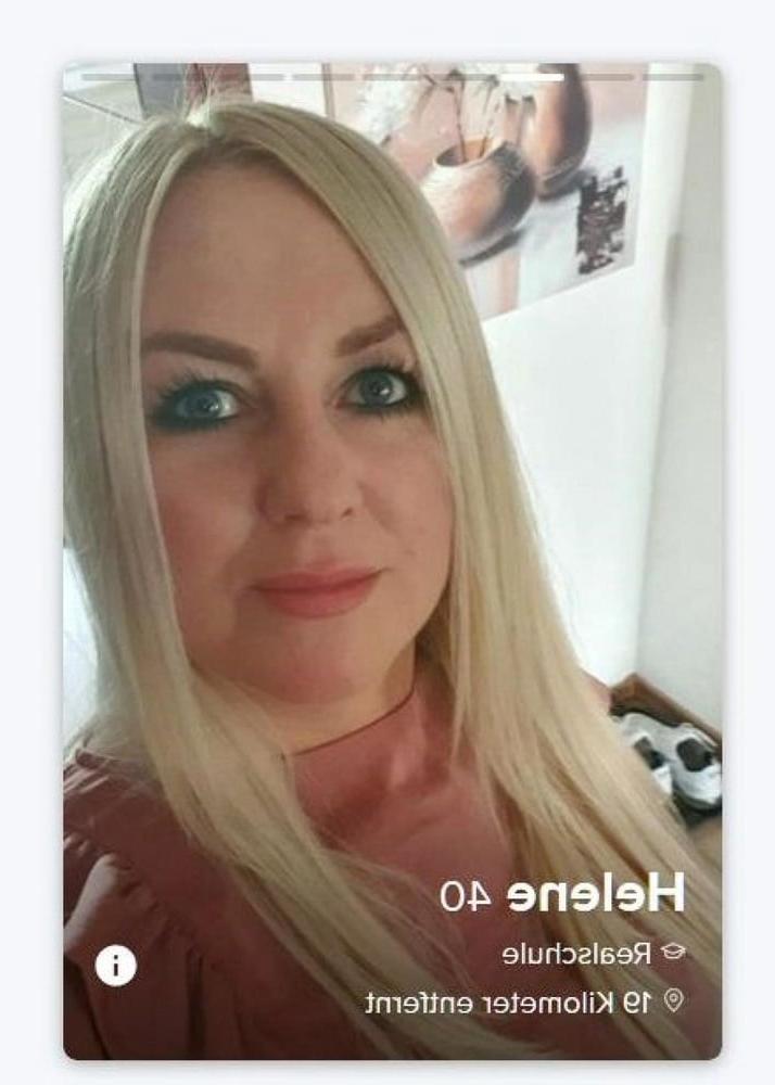 24P German Tinder Women
