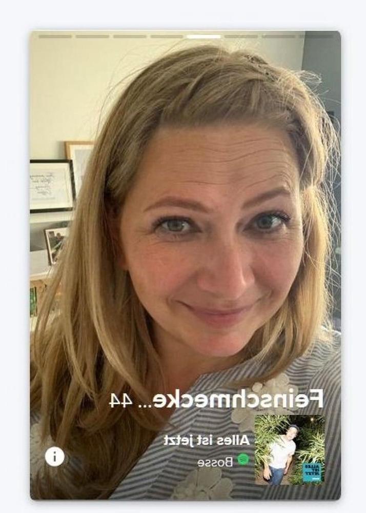 24P German Tinder Women