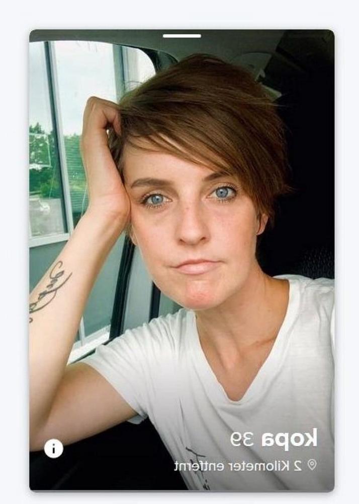 24P German Tinder Women