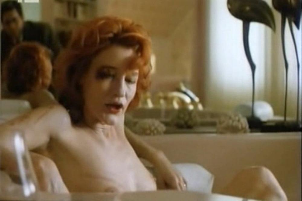 24P German Actress Suzanne von Borsody