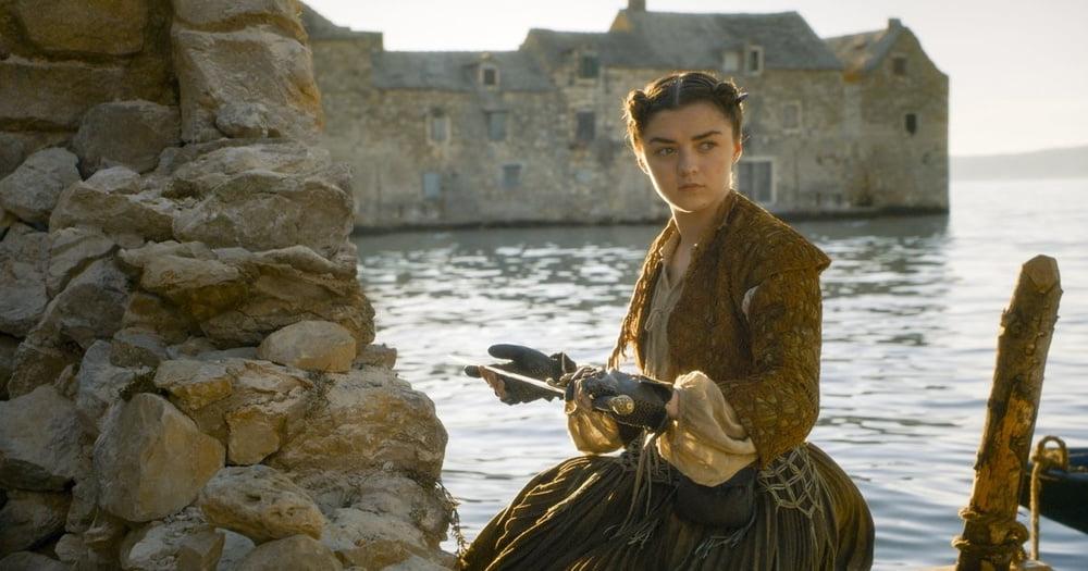 11P Maisie Williams (skinny and petite meat to use)