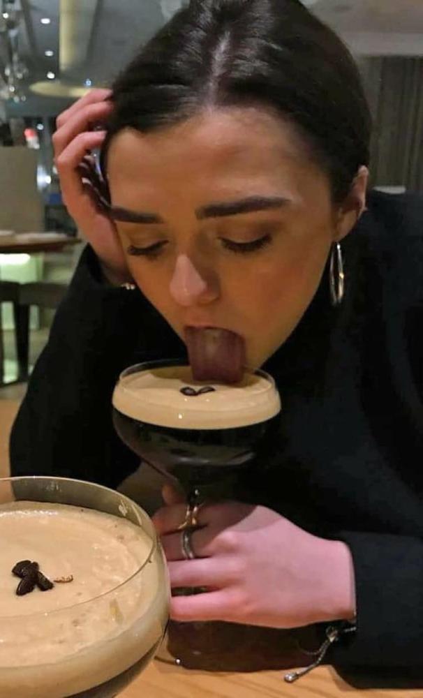 11P Maisie Williams (skinny and petite meat to use)