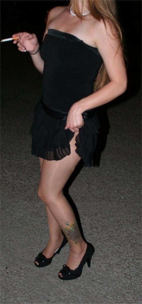 11P hot wife in pantyhose