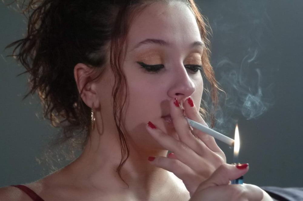 25P Elegant smoking 120s all whites