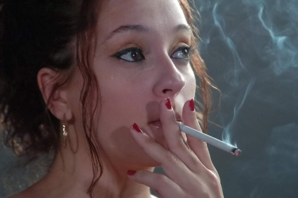 25P Elegant smoking 120s all whites