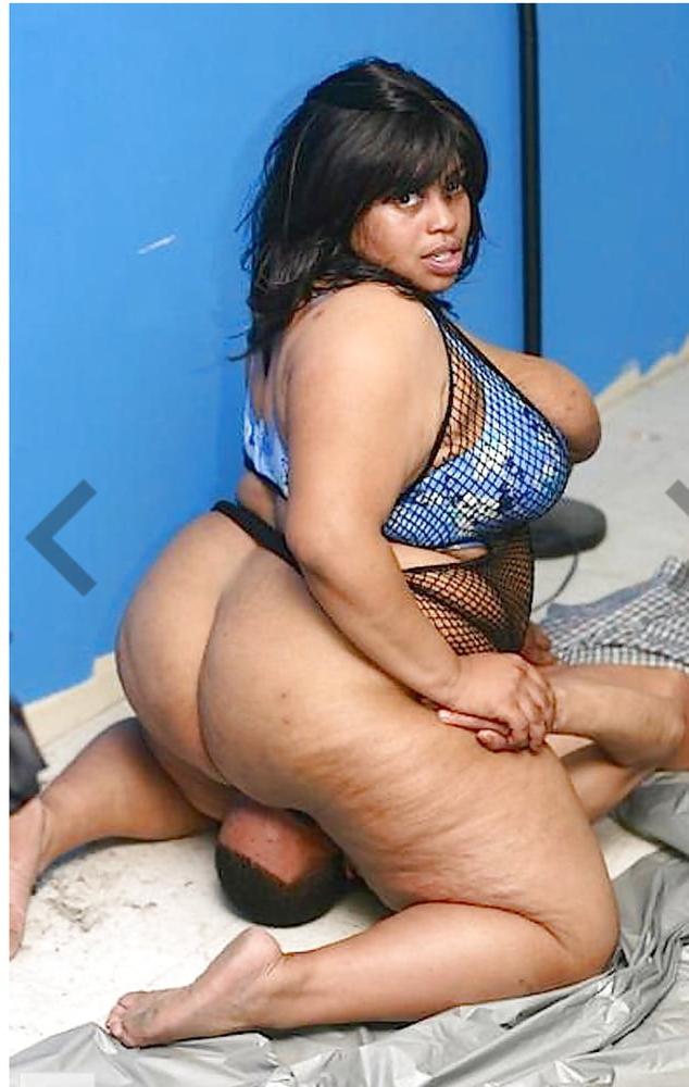 25P Black bbw 12