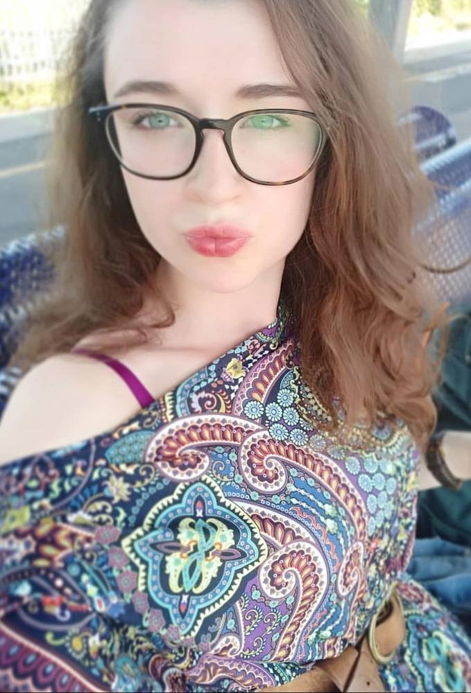 15P wife loves BBC