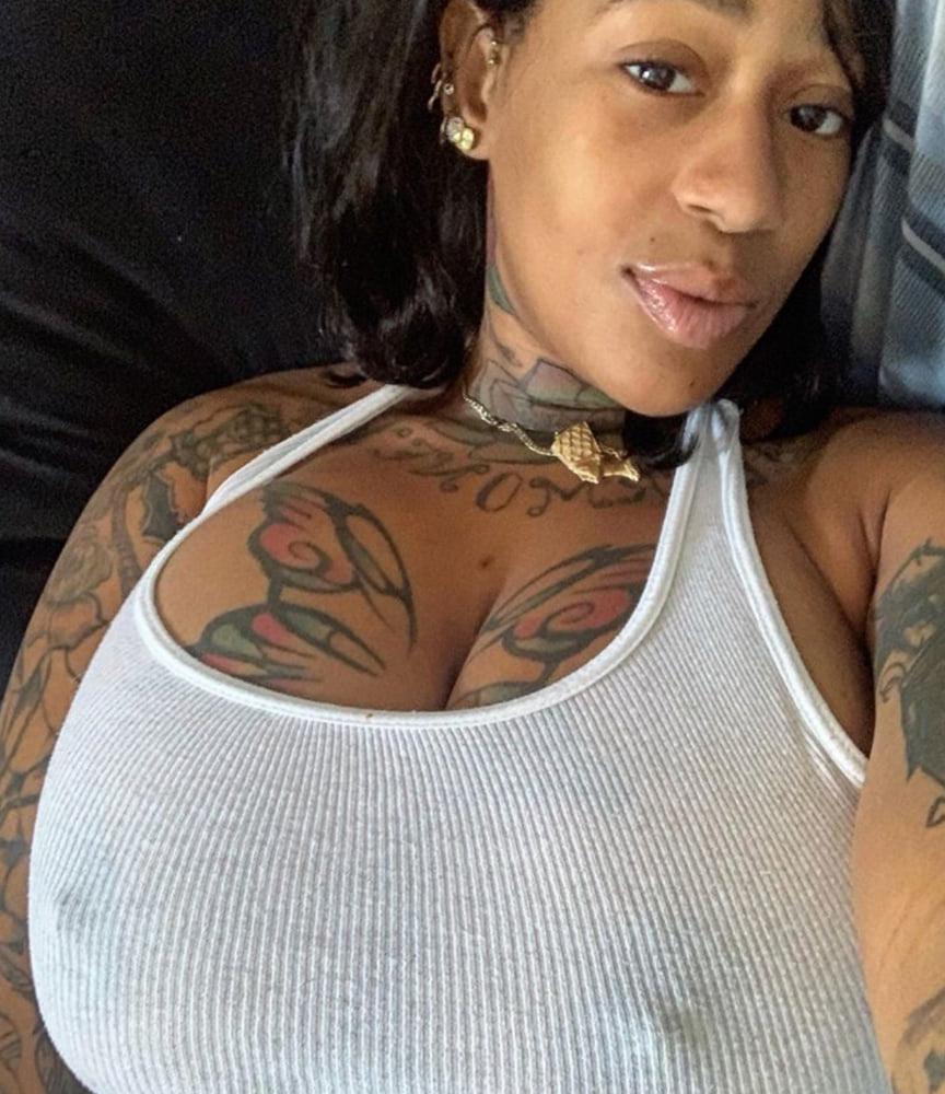 9P Negress EshBgosh