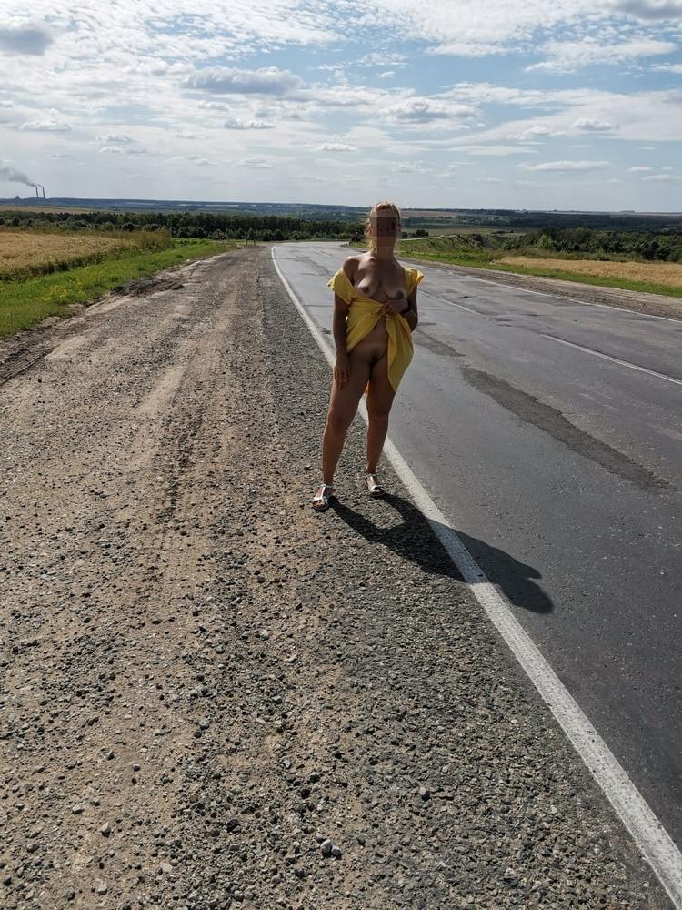 10P Wife road