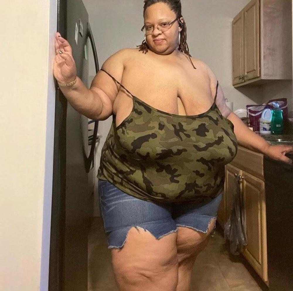25P Black bbw 8