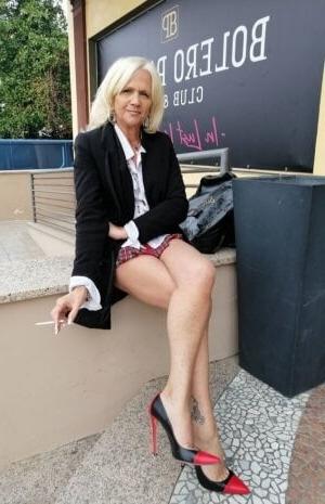 25P Italienische Hurenfrau Vanessa