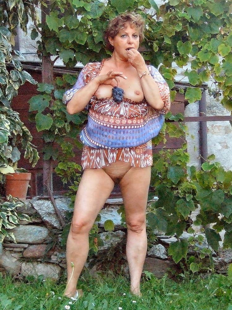 22P FABERELENA the beautiful mature wife
